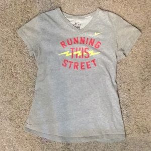 ⭐️4 for $15⭐️ Nike t-shirt